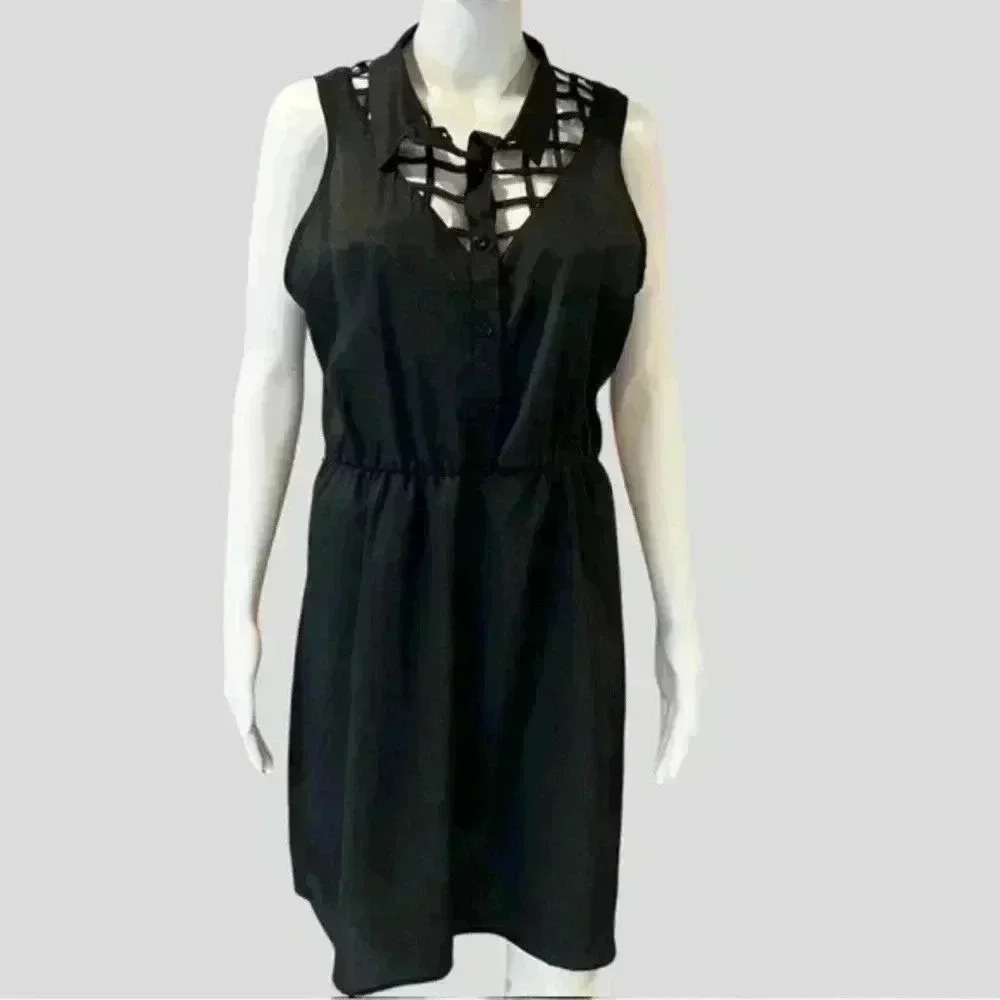 Material Girl‎ juniors laced up dress